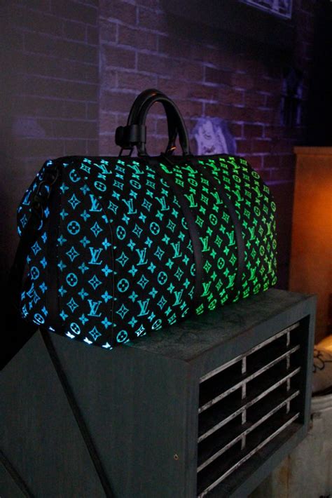 louis vuitton pupazzi|louis vuitton light up.